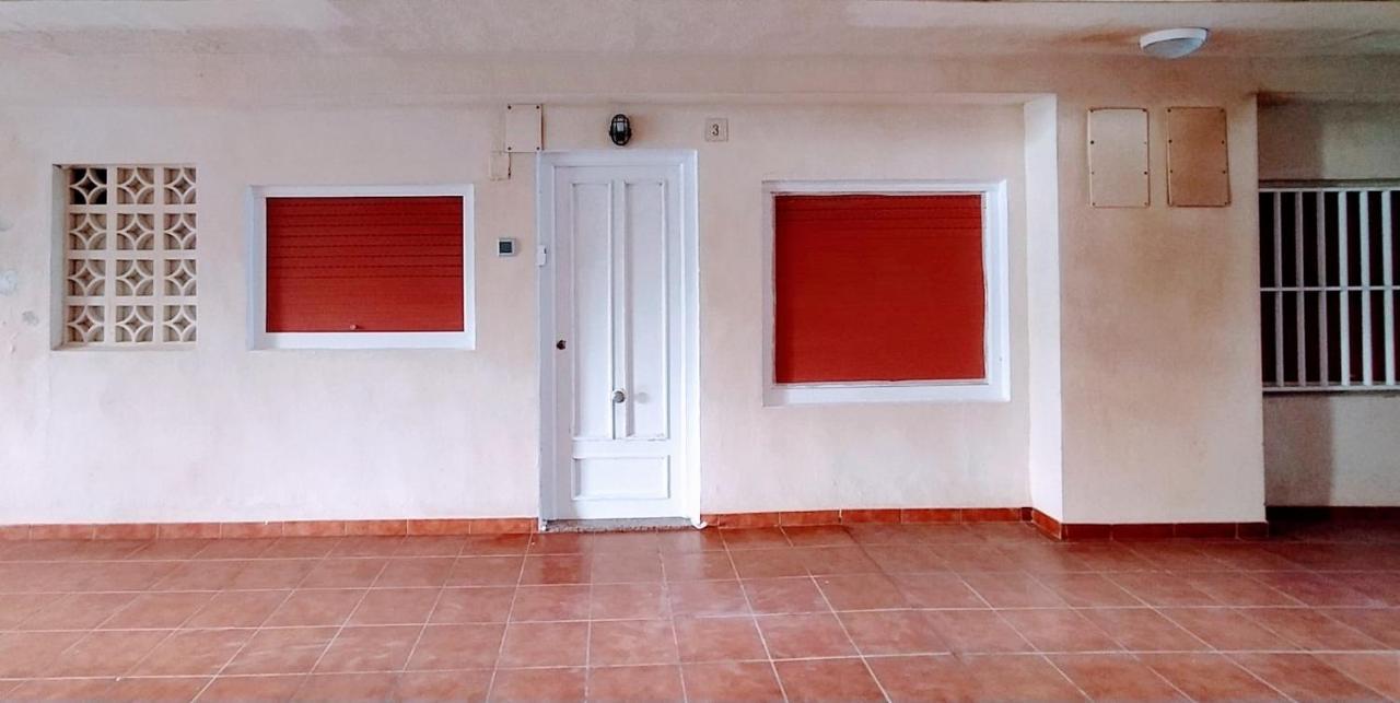 Apartamento Entero Primera Linea De Playa, Pet Friendly Tavernes de Valldigna Exteriör bild